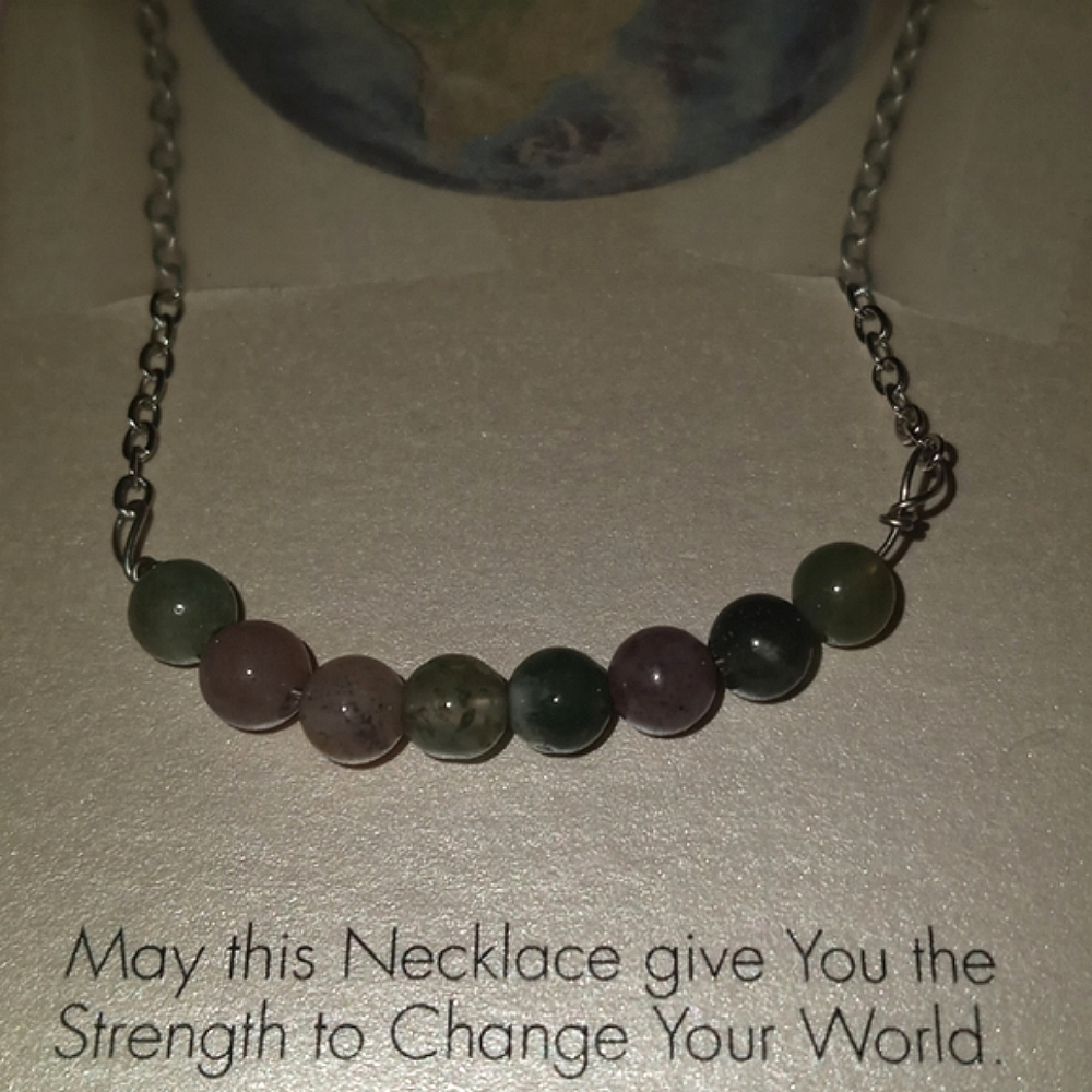 NWT ZORBITZ AGATE CHANGE THE WORLD HEALING CRYSTALS DAINTY NECKLACE
